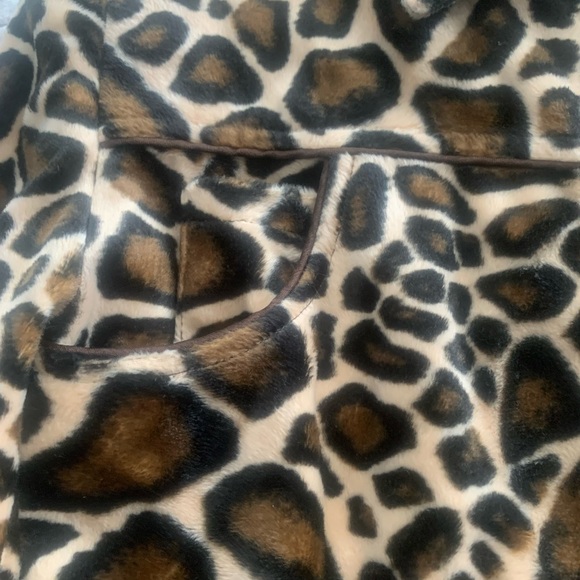 Jacket Perspective - Picture 3 of 5